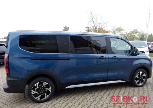 2024' Ford Tourneo Custom photo #6