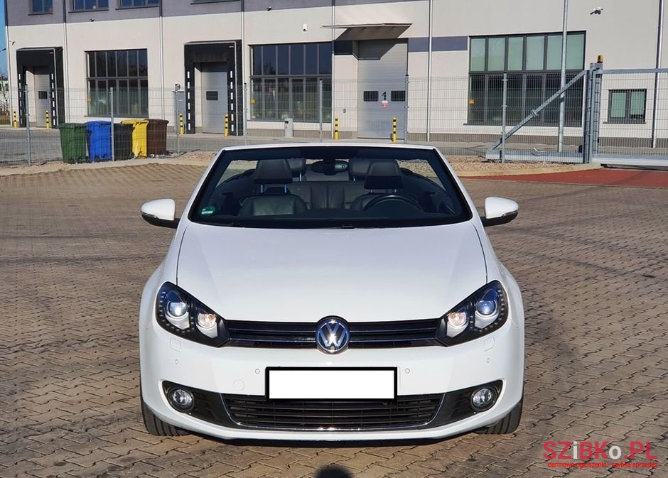 2012' Volkswagen Golf photo #2