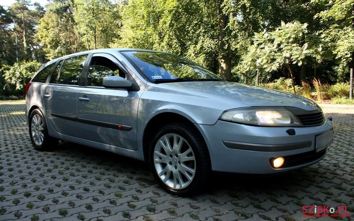 2002' Renault Laguna photo #2