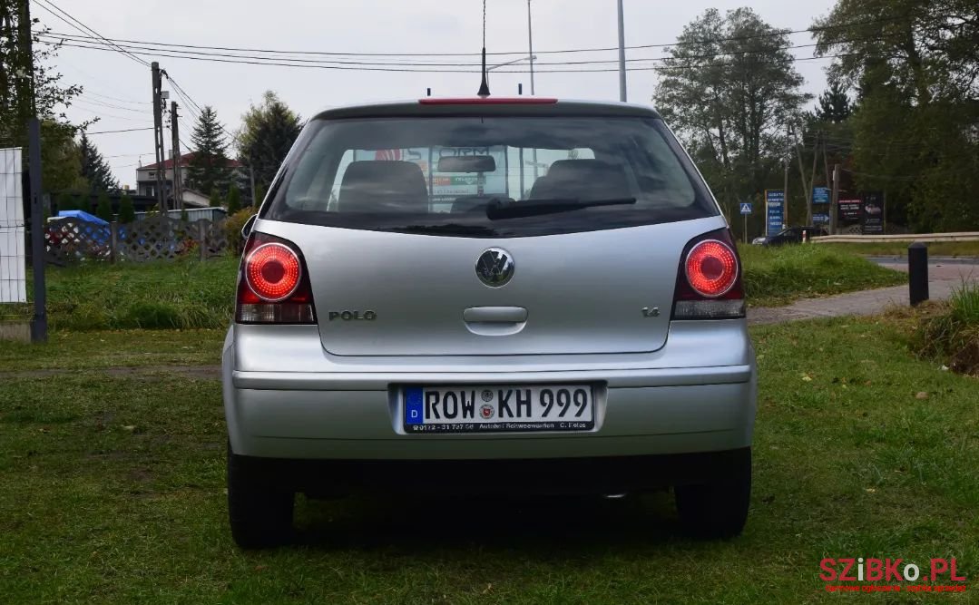 2008' Volkswagen Polo photo #4