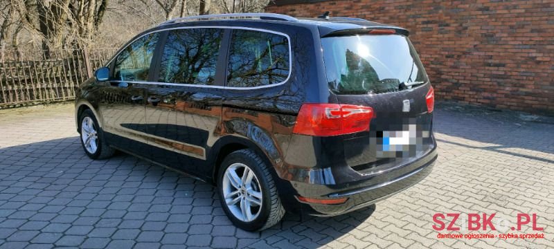 2011' SEAT Alhambra photo #2