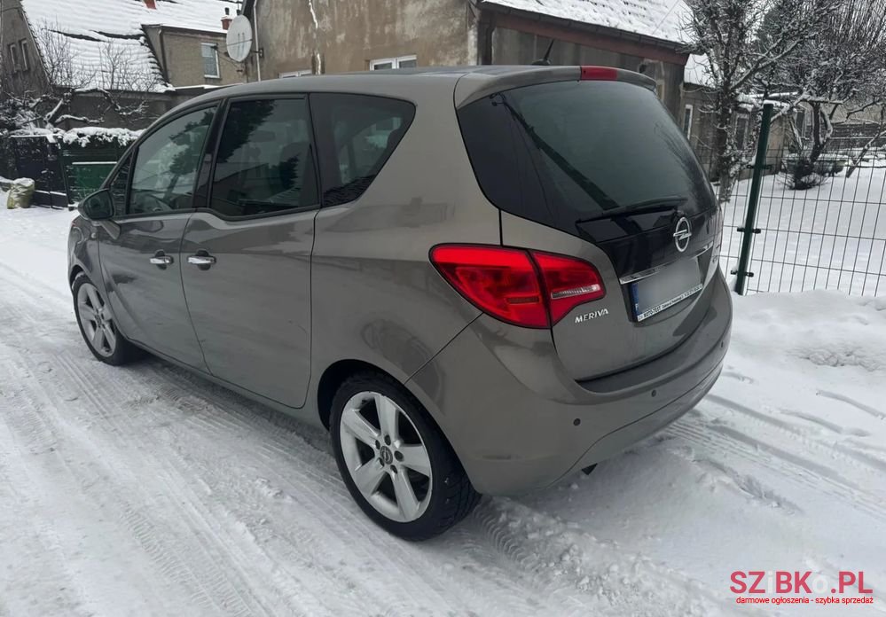 2010' Opel Meriva 1.7 Cdti Essentia photo #2