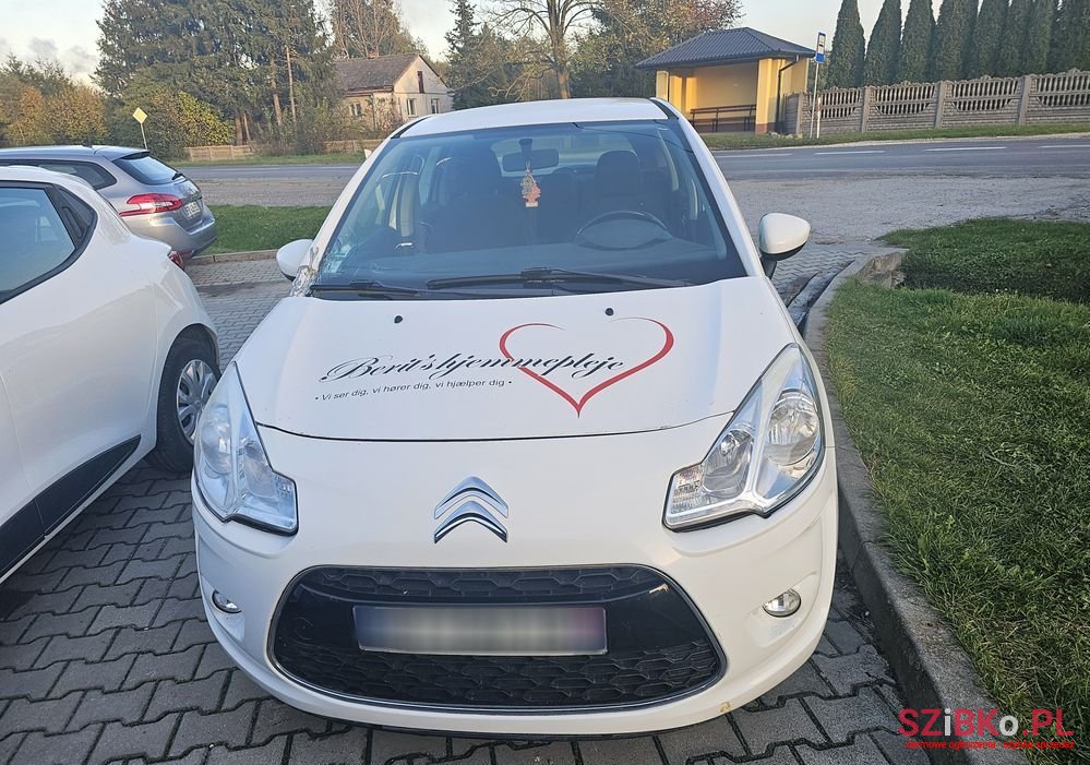 2011' Citroen C3 1.4 Hdi Impress photo #2