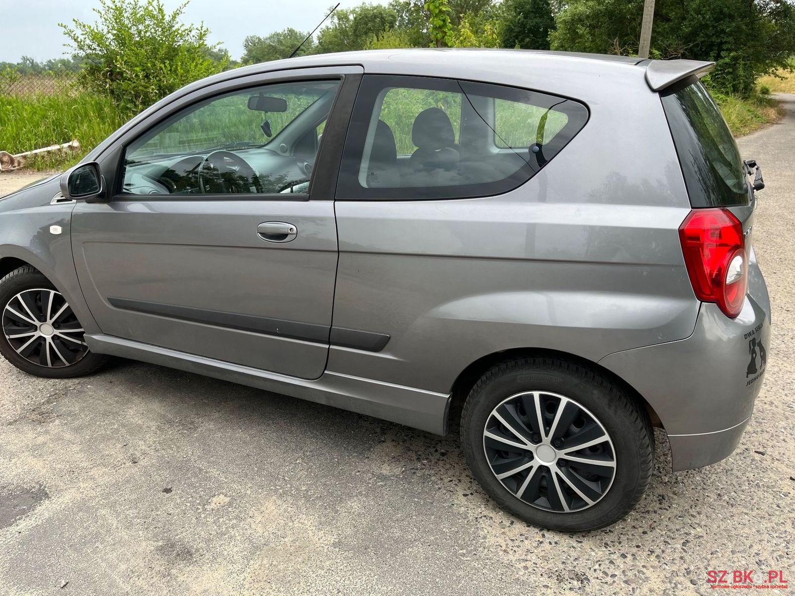 2009' Chevrolet Aveo photo #5