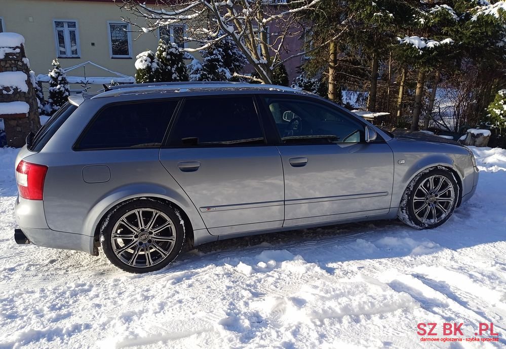 2003' Audi A4 Avant photo #6