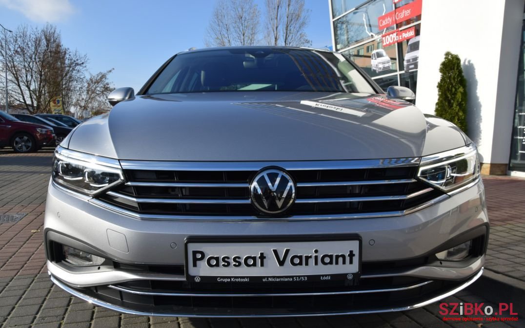 2023' Volkswagen Passat photo #1
