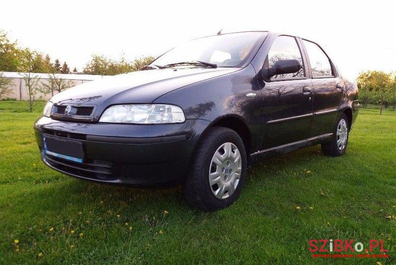 2005' Fiat Albea photo #2