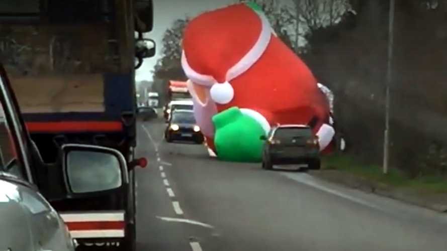 Giant Santa Spotted In The U.K.