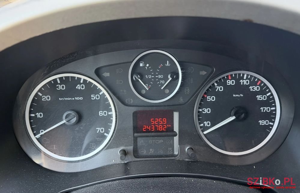 2012' Peugeot Partner 1.6 Hdi Active photo #3