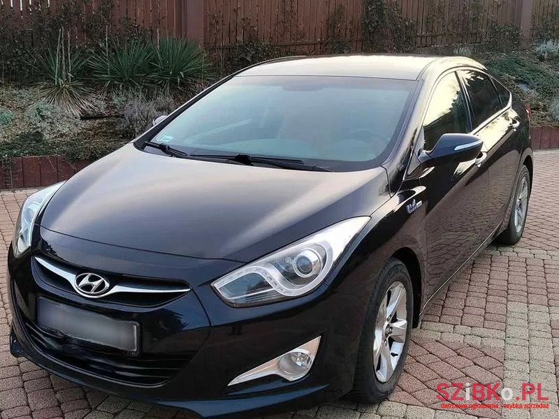 2012' Hyundai i40 photo #1