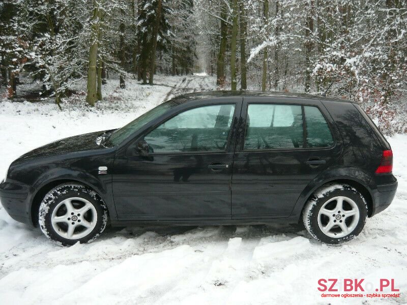 2000' Volkswagen Golf photo #4