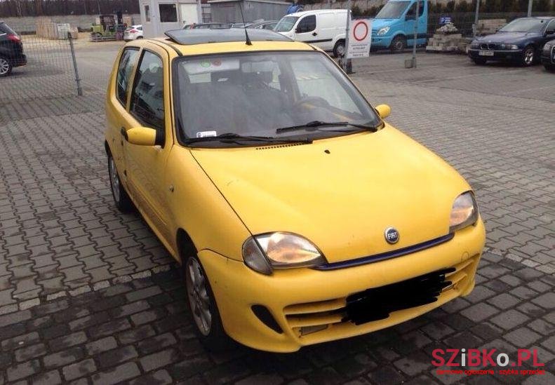 2001' Fiat Seicento photo #1
