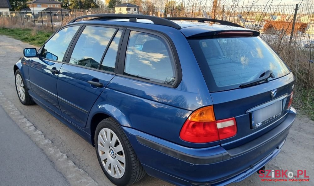 2002' BMW 3 Series 318I photo #5