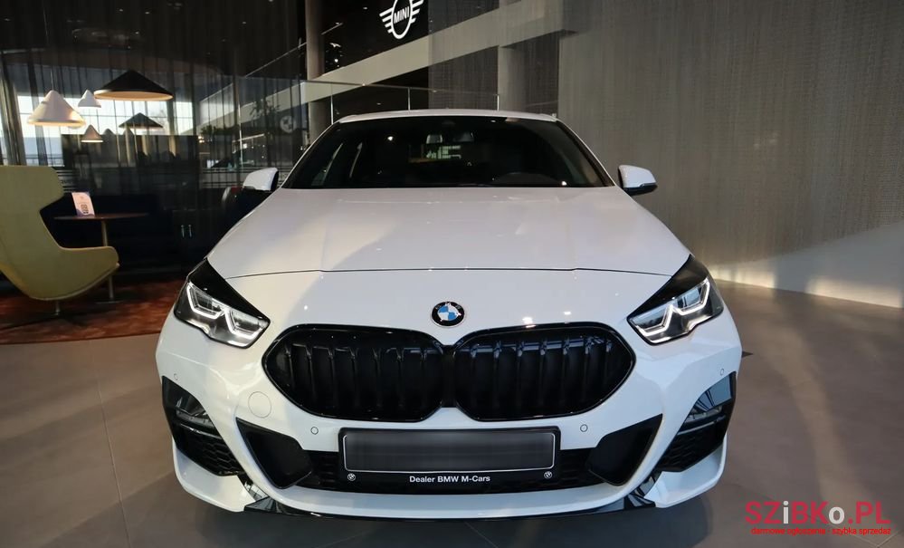 2024' BMW 2 Series 218I M Sport Sport photo #2