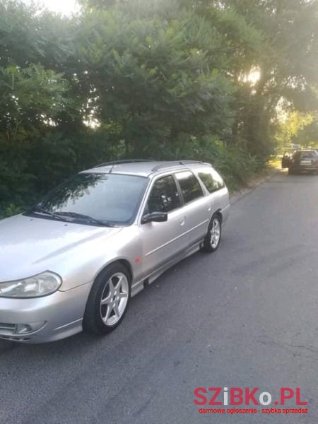 2000' Ford Mondeo photo #2
