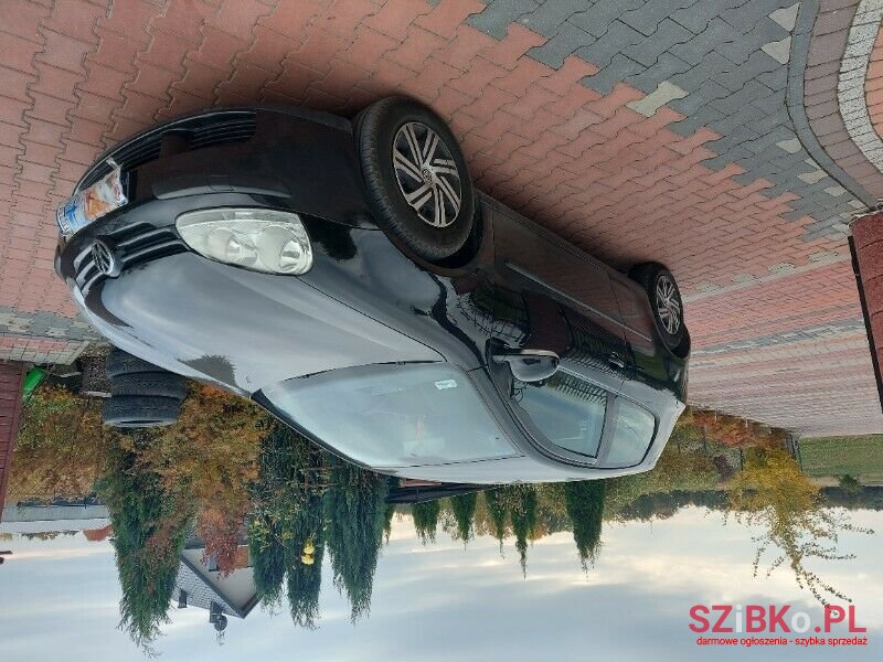 2005' Volkswagen Golf photo #1