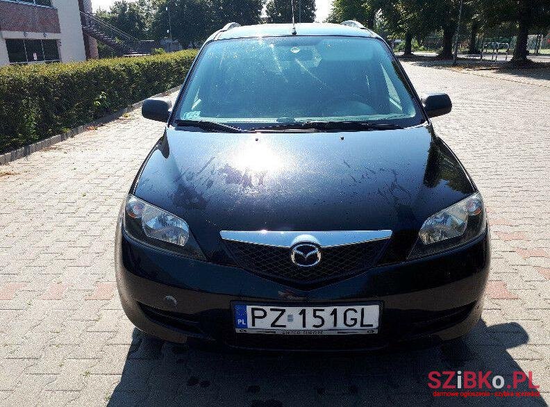 2004' Mazda 2 photo #1