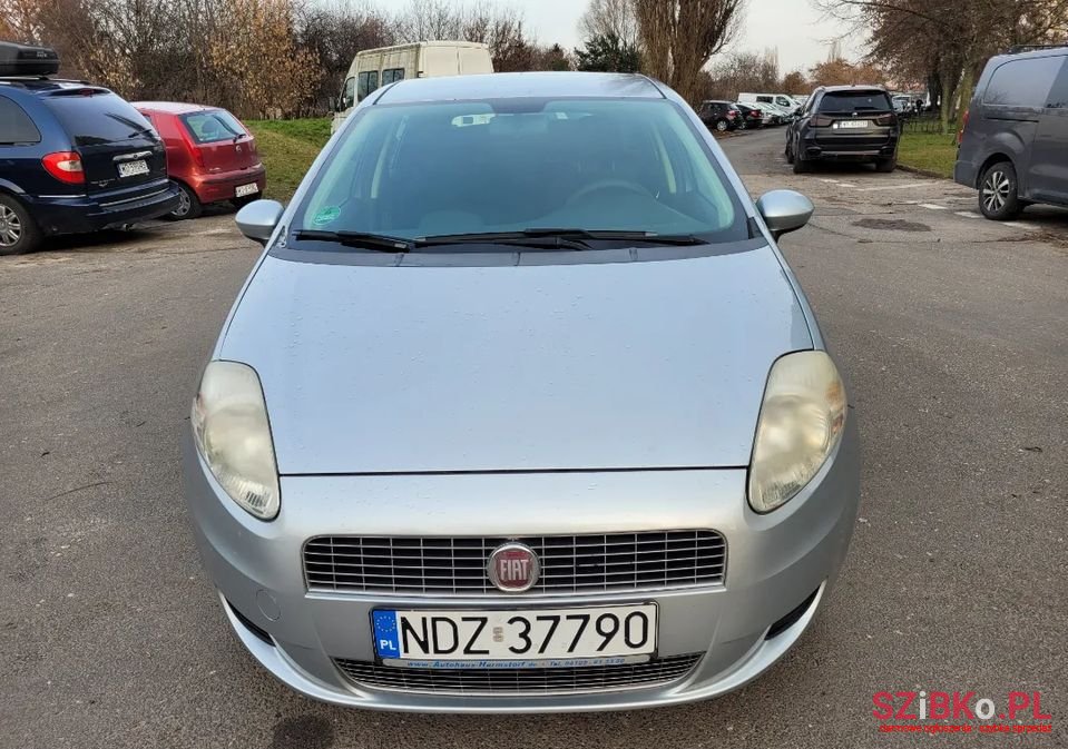 2008' Fiat Grande Punto photo #5