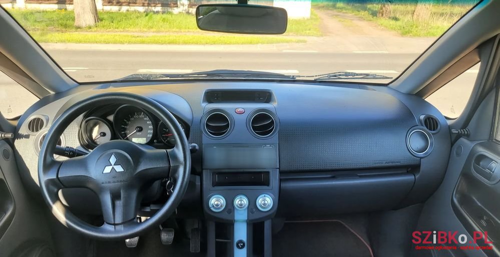 2005' Mitsubishi Colt 1.1 photo #3