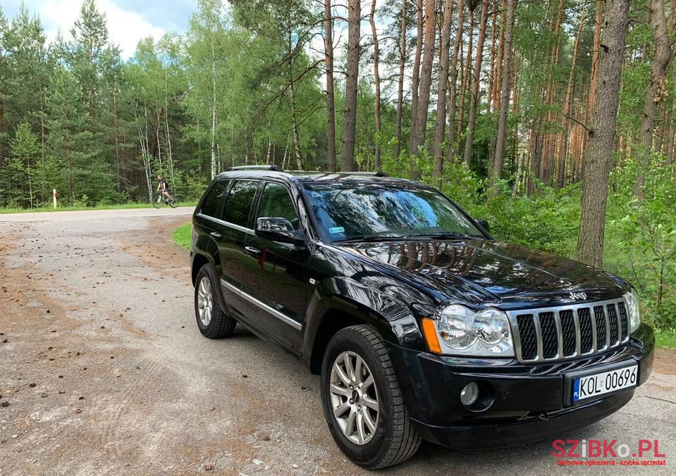 2007' Jeep Grand Cherokee photo #1