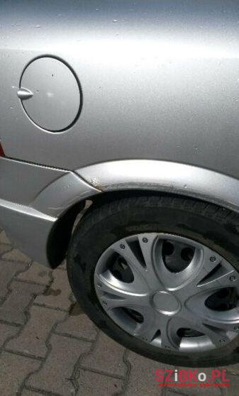 2005' Opel Astra photo #2