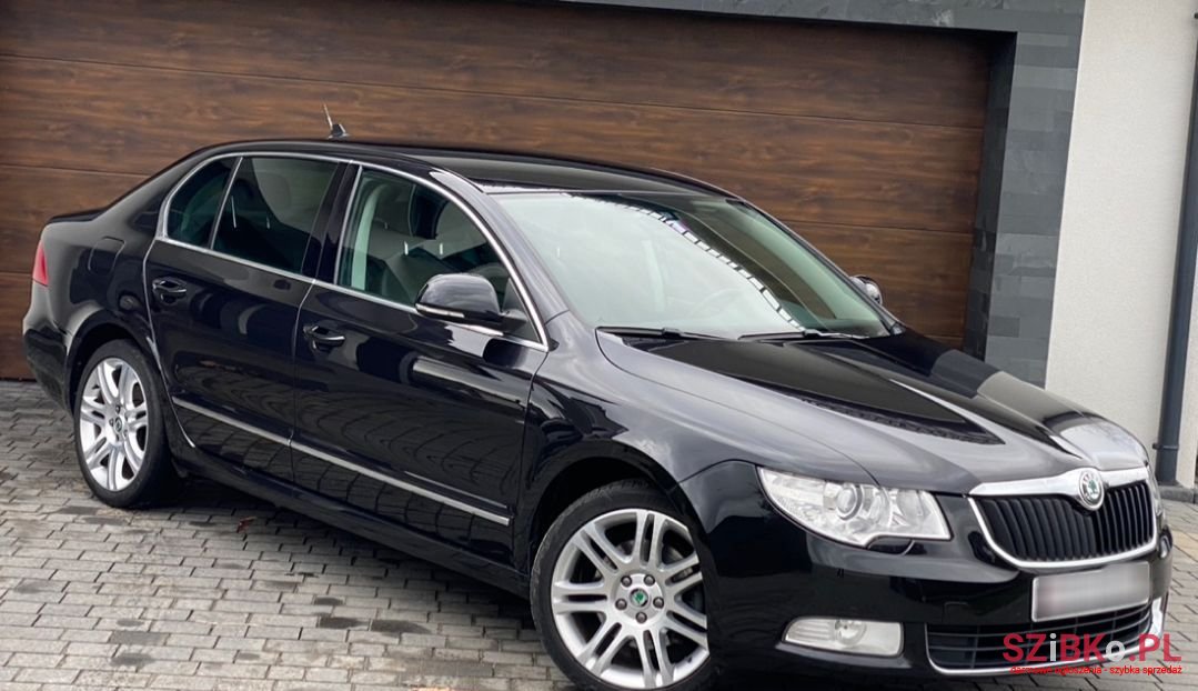 2010' Skoda Superb photo #3