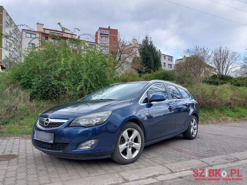 2012' Opel Astra Iv 1.7 Cdti Cosmo photo #2