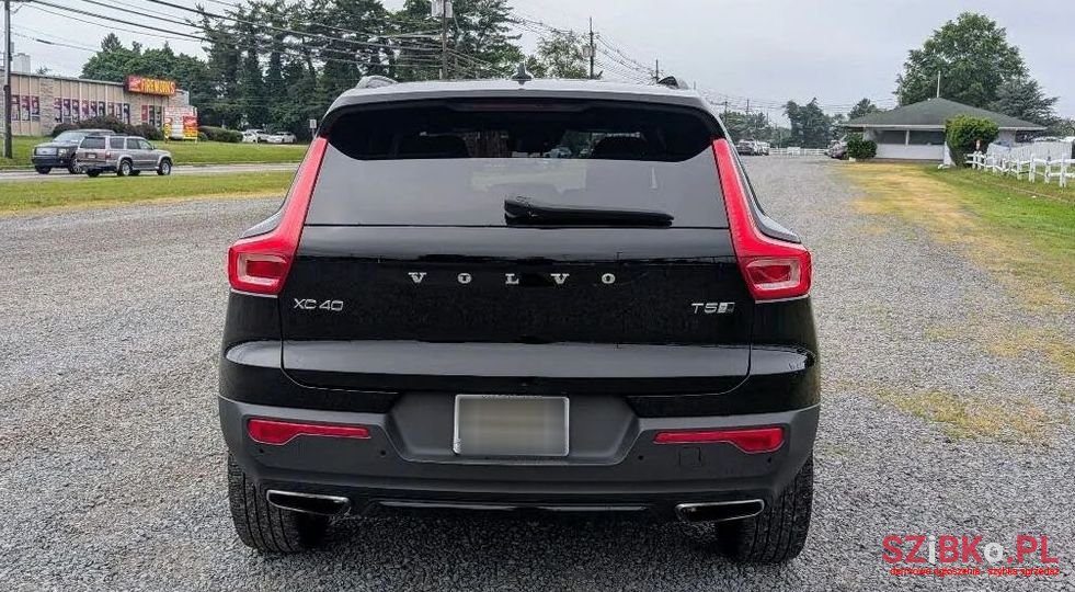 2018' Volvo Xc 40 T5 Awd R-Design photo #5