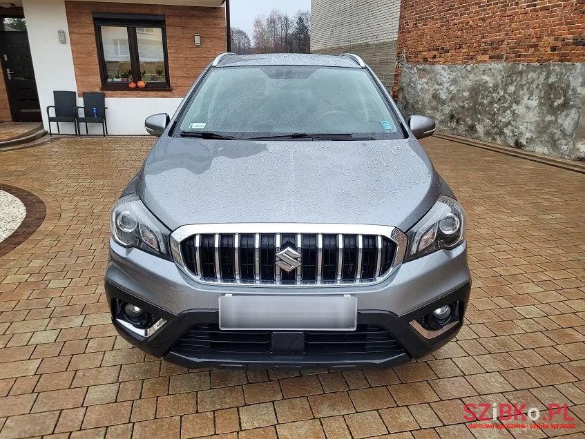 2017' Suzuki SX4 S-Cross 1.0 T Premium photo #4