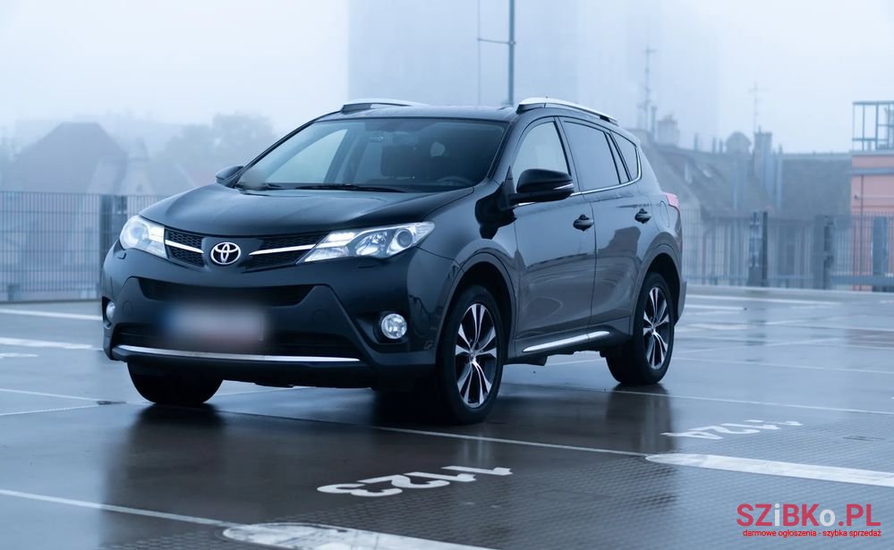 2014' Toyota RAV4 photo #3