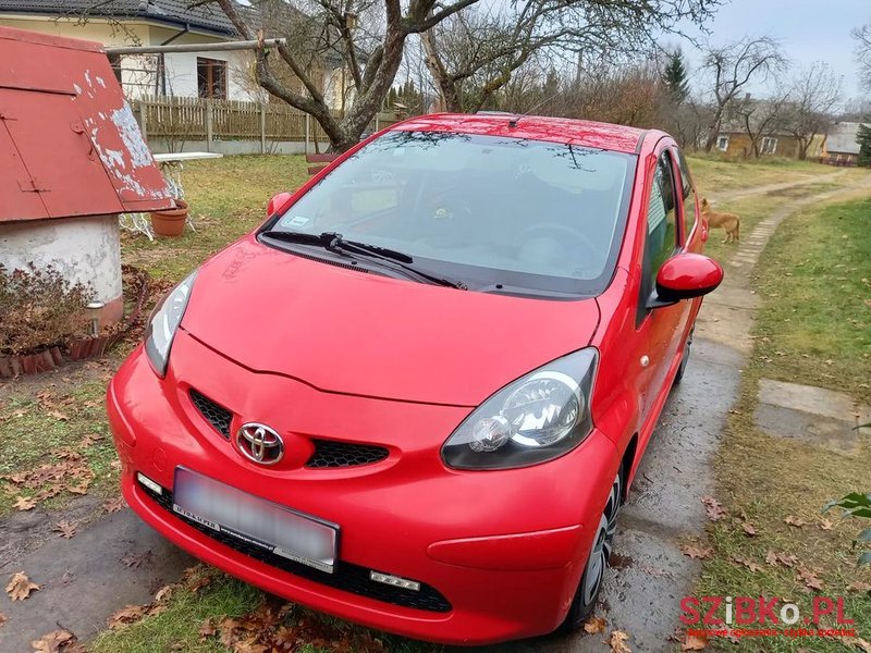 2008' Toyota Aygo photo #2