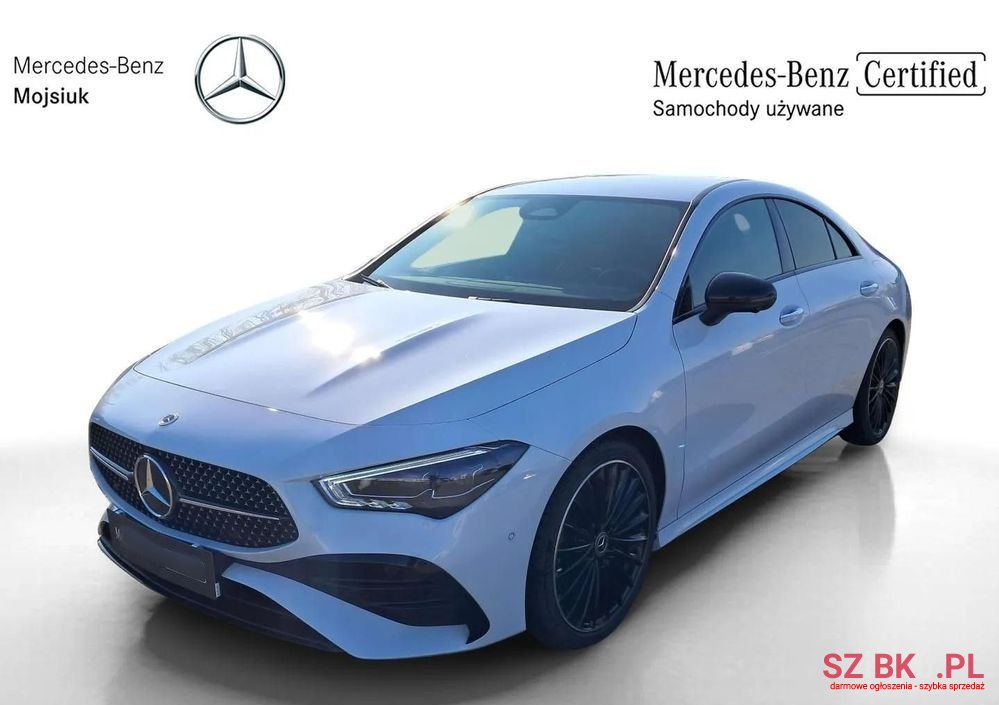 2023' Mercedes-Benz CLA 200 Amg photo #3