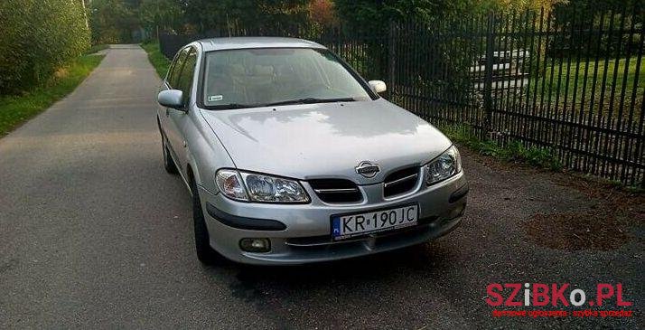 2000' Nissan Almera photo #1