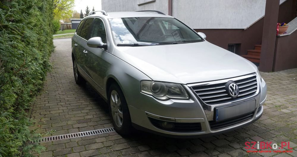 2006' Volkswagen Passat photo #6