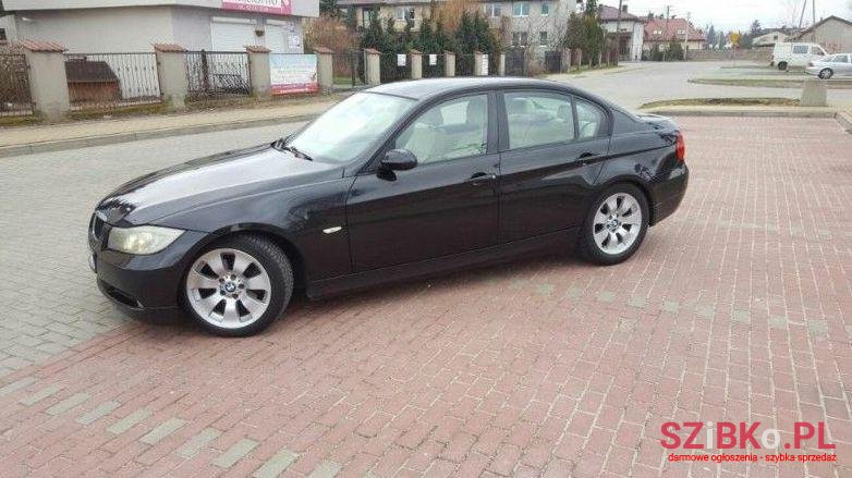 2005' BMW 3 Series photo #1