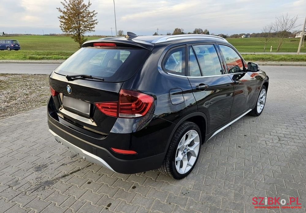 2015' BMW X1 Xdrive18D Xline photo #3