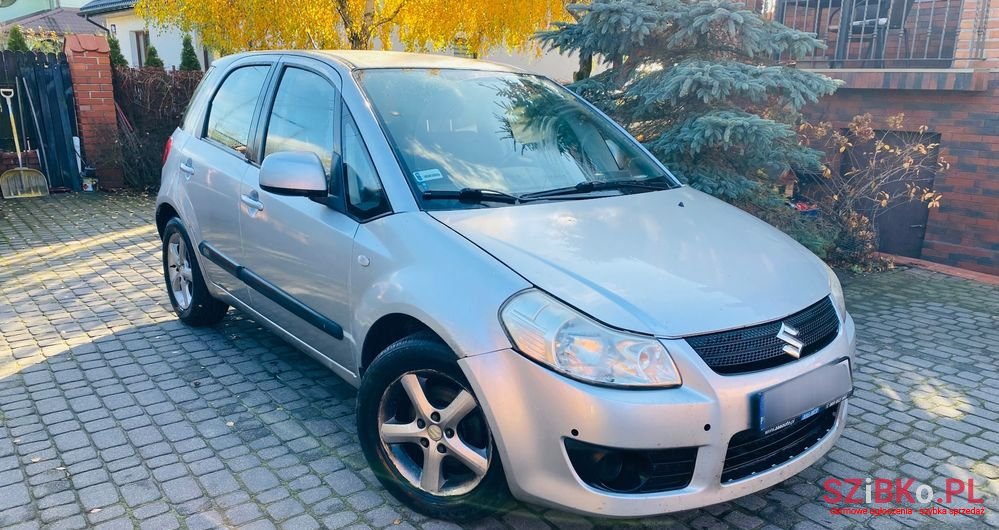 2008' Suzuki SX4 photo #3