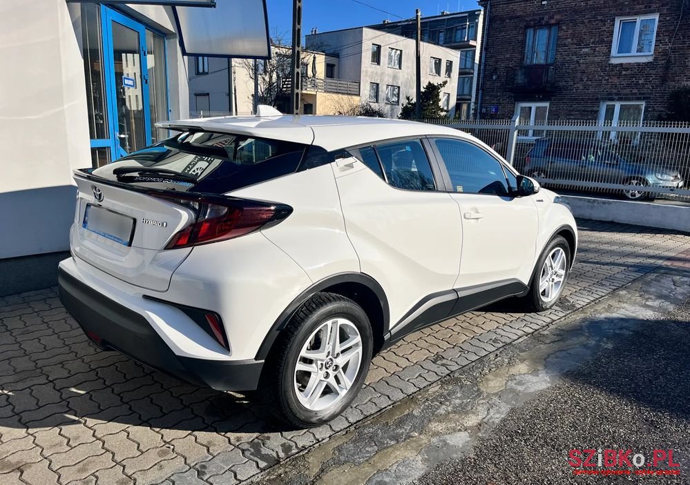 2021' Toyota C-HR photo #2