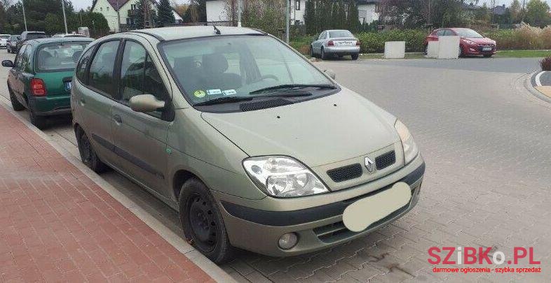 2002' Renault Scenic photo #1