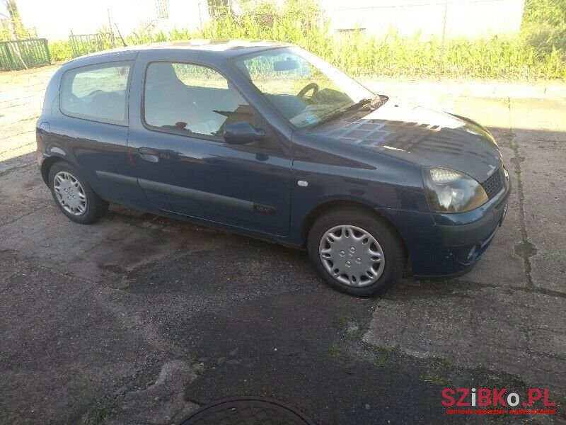 2003' Renault Clio photo #4