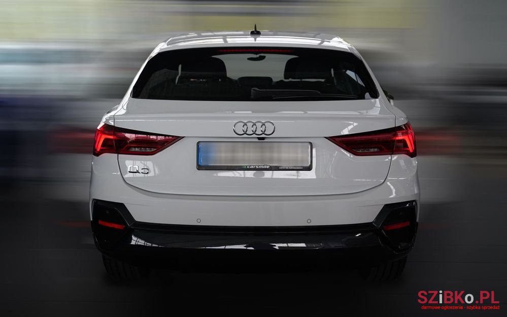 2023' Audi Q3 35 Tfsi Mhev S Tronic photo #4