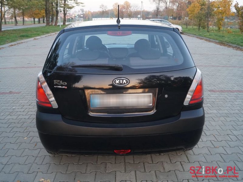 2009' Kia Rio 1.4 Comfort photo #4