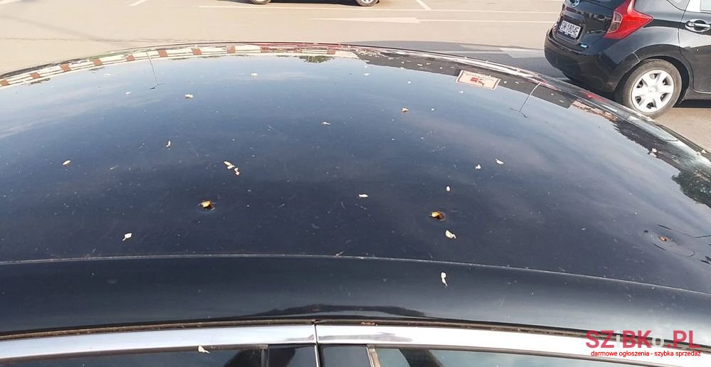 2017' Chrysler 200 photo #2