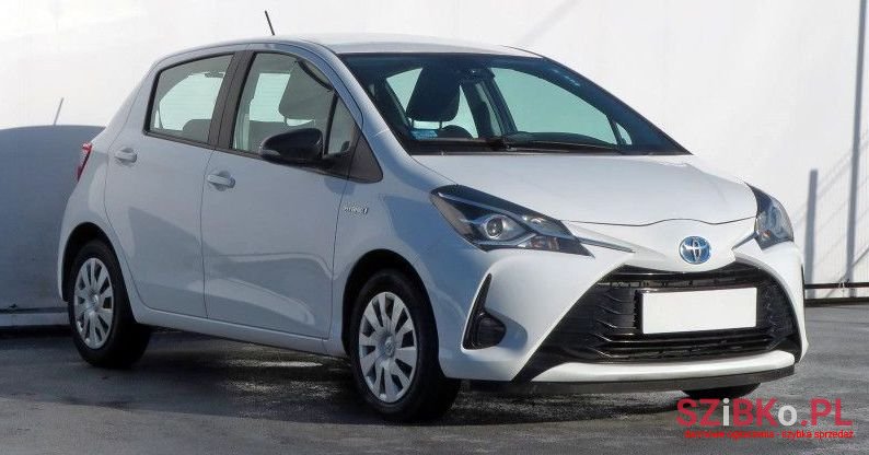 2017' Toyota Yaris photo #1