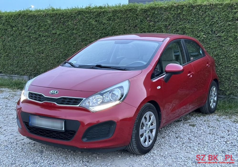 2014' Kia Rio 1.4 Xl photo #2