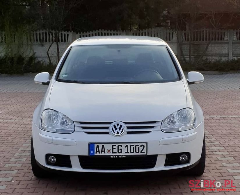 2007' Volkswagen Golf photo #2