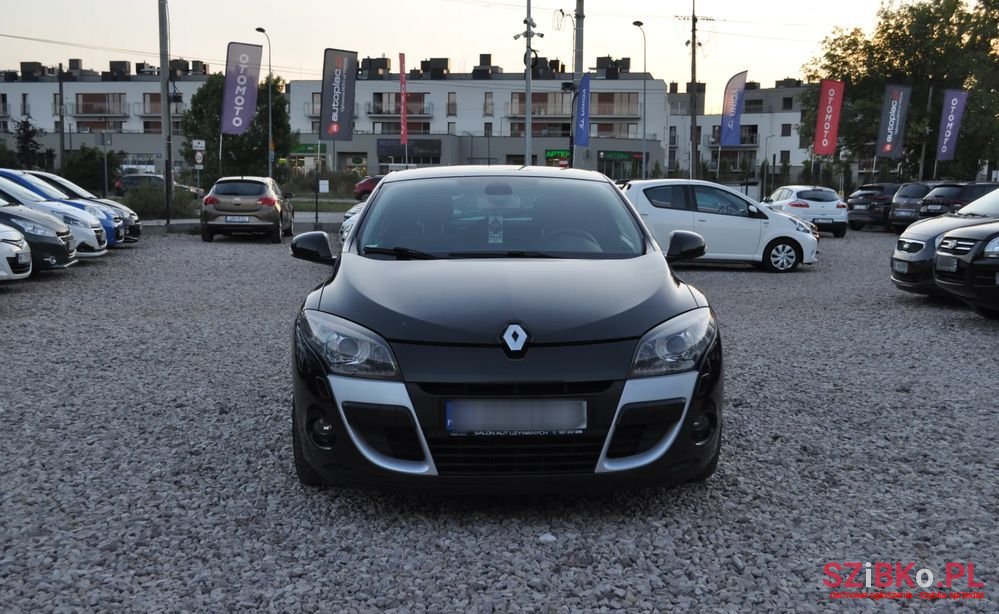 2009' Renault Megane photo #3