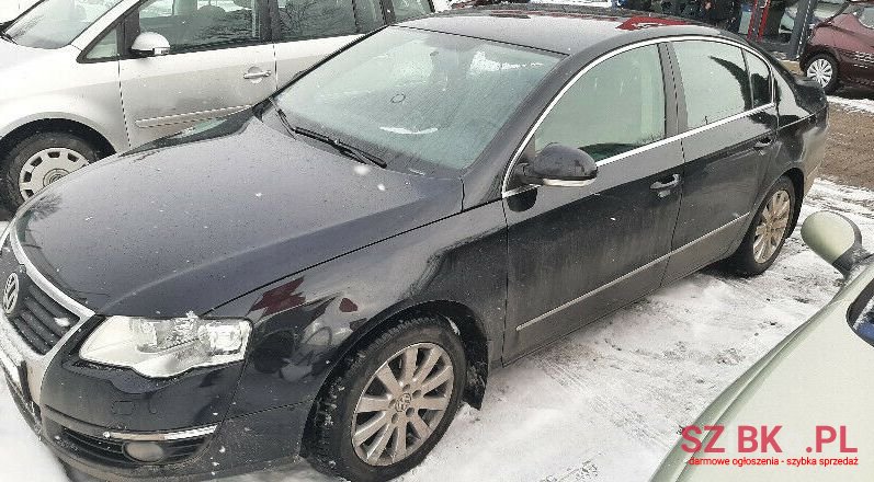 2010' Volkswagen Passat photo #1