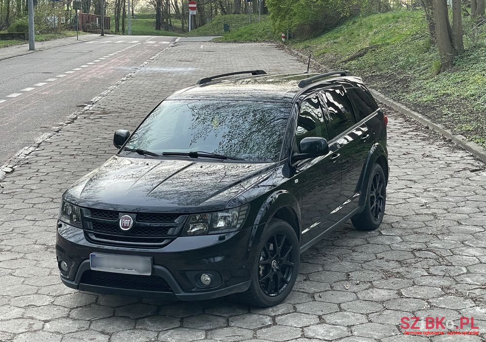 2014' Fiat Freemont photo #1