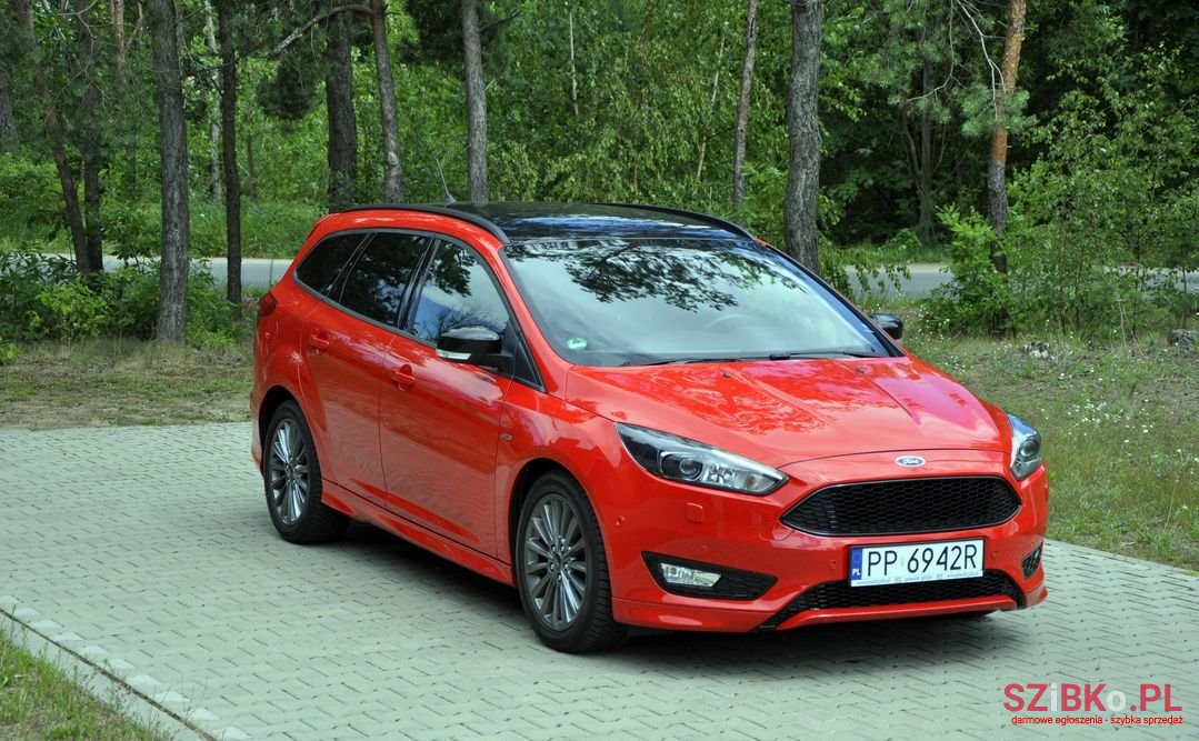 2018' Ford Focus photo #4